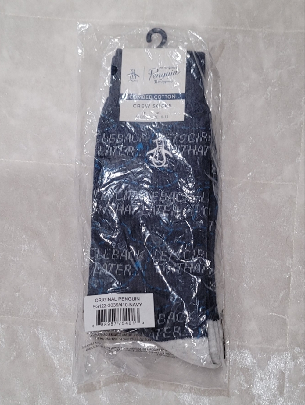 NWT Penguin Mens Bkue Graphic Crew Socks Sz 8-13